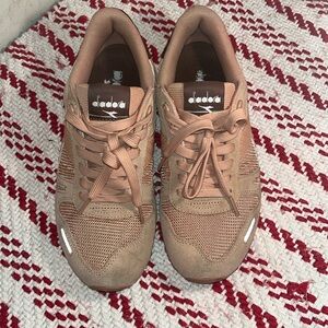 Classic retro vintage DIADORA!!!